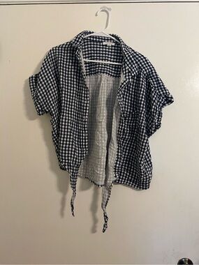 beachlunchlounge Navy and White Gingham Button Cropped Tie Up Front Top Size XL